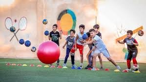 王威晨关键跑垒建功