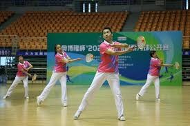 足球英超球队内部录像流出，球员争吵曝光