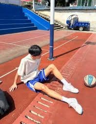 旧金山巨人在 2010、2012、2014 达成“偶数年王朝”，邦加纳成为世界大赛神话