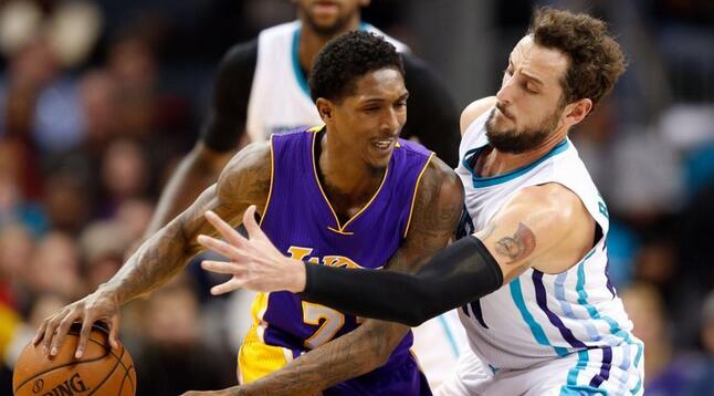 队在联赛中 队在联赛中