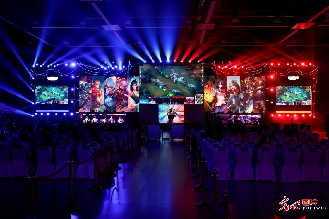 从细节中提 从细节中提