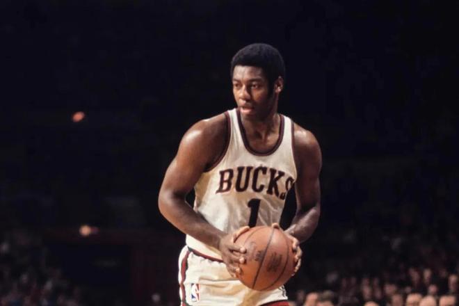 有限的球员 有限的球员